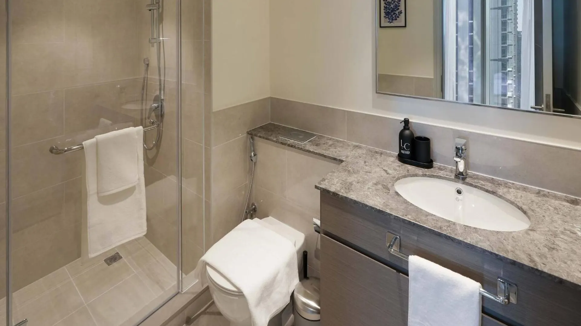 Apartment Chic 2-Bedroom Downtown Gem Dubai United Arab Emirates