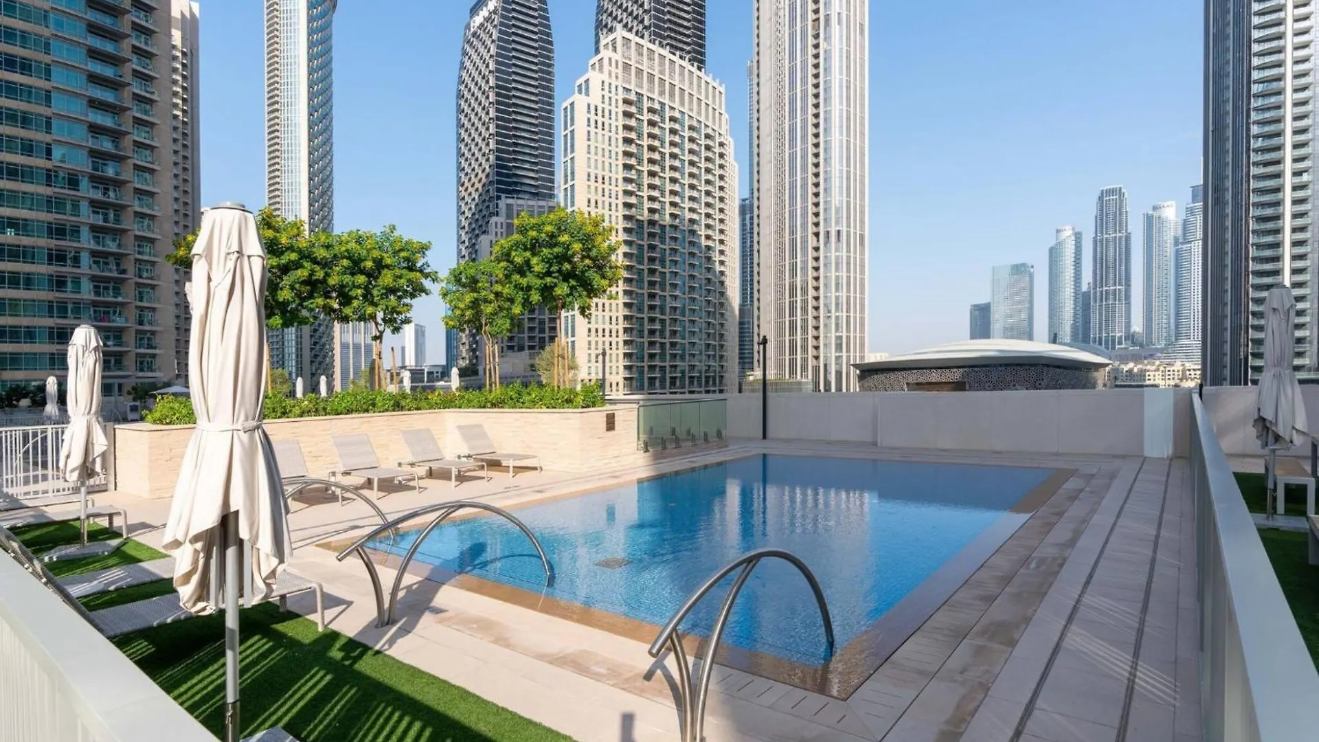 Chic 2-Bedroom Downtown Gem Dubai Apartment